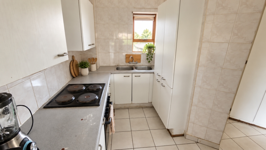 3 Bedroom Property for Sale in Langenhovenpark Free State